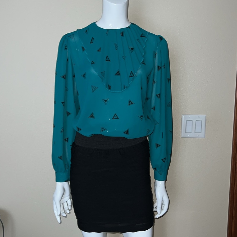 Ms Chaus women blouse size 8